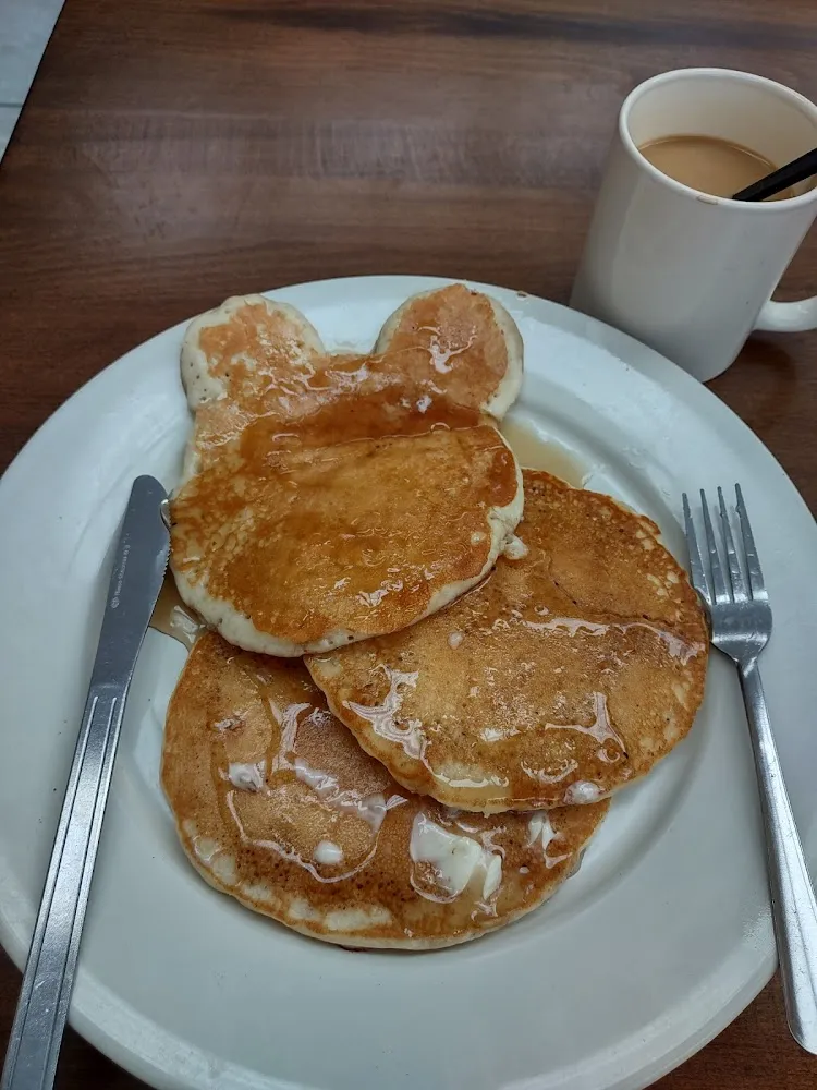 Hot Cakes & Eggs