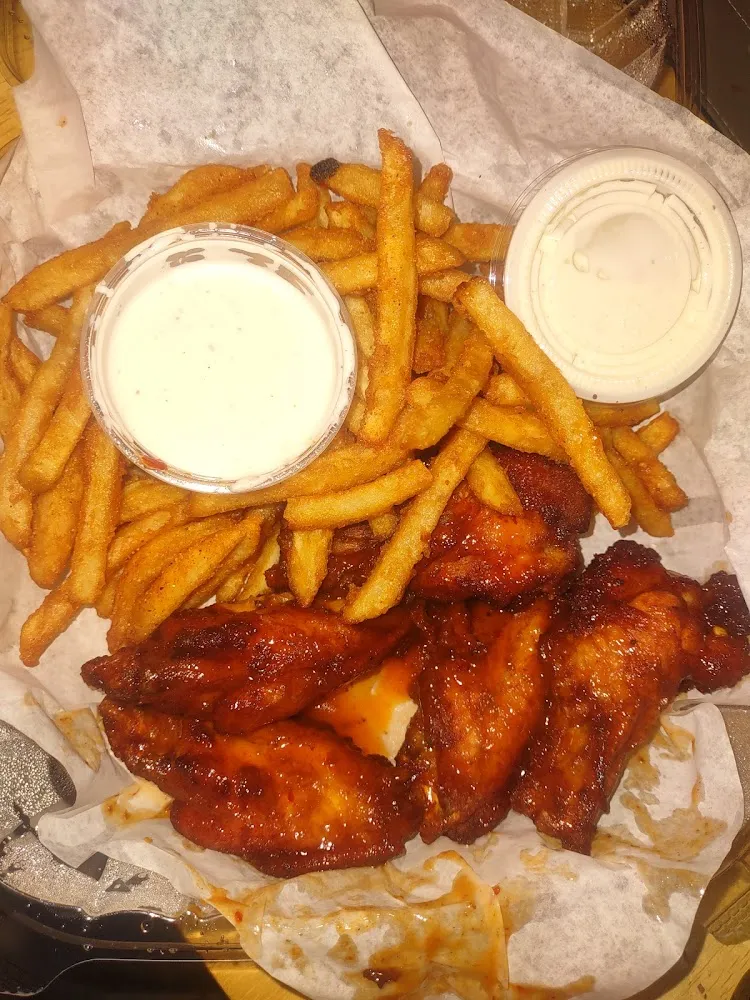 Mango Habanero Wings and Fries